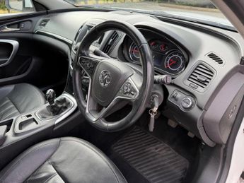 Vauxhall Insignia 2.0 CDTi ecoFLEX Elite Euro 5 (s/s) 5dr