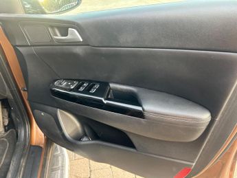 Kia Sportage 1.7 CRDi 3 DCT Euro 6 (s/s) 5dr