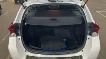 Toyota Auris 1.8 VVT-h Business Edition Touring Sports CVT Euro 6 (s/s) 5dr