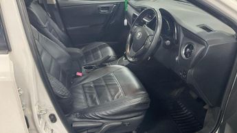 Toyota Auris 1.8 VVT-h Business Edition Touring Sports CVT Euro 6 (s/s) 5dr