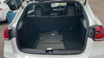 Mercedes-Benz A Class 1.5 A180d AMG Line 7G-DCT Euro 6 (s/s) 5dr