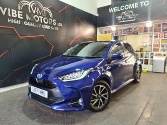 Toyota Yaris 1.5 VVT-h Design E-CVT Euro 6 (s/s) 5dr