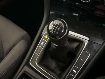 Volkswagen Golf 1.5 TSI EVO GT Edition Hatchback 5dr Petrol Manual Euro 6 (s/s) 