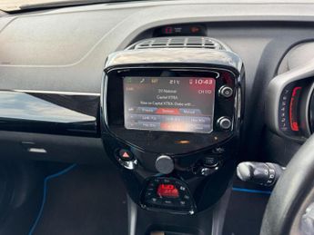 Toyota AYGO 1.0 VVT-i x-cite x-shift Euro 6 5dr
