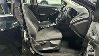 Ford Focus 1.0T EcoBoost Titanium Auto Euro 6 (s/s) 5dr