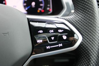 Volkswagen Tiguan 2.0 TDI R-Line DSG 4Motion Euro 6 (s/s) 5dr