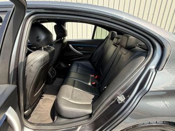 BMW 3 Series 2.0 320d M Sport Auto Euro 6 (s/s) 4dr