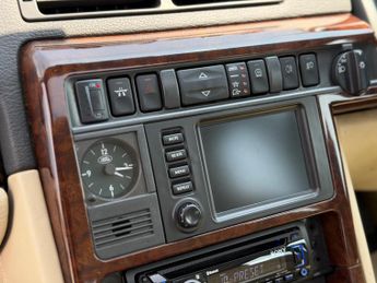 Land Rover Range Rover 4.6 V8 Vogue Station Wagon 5dr