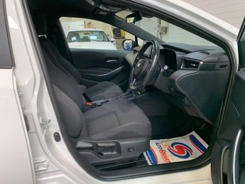 Toyota Corolla 1.8 VVT-h Icon CVT Euro 6 (s/s) 5dr