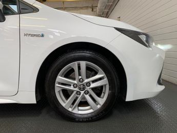 Toyota Corolla 1.8 VVT-h Icon CVT Euro 6 (s/s) 5dr