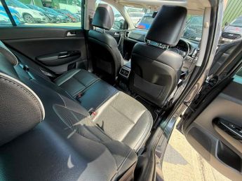Kia Sportage 1.7 CRDi 3 DCT Euro 6 (s/s) 5dr