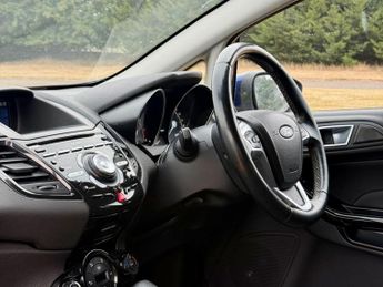 Ford Fiesta 1.0T EcoBoost Titanium Powershift Euro 6 5dr