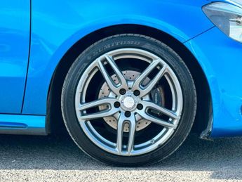 Mercedes-Benz A Class 2.1 A200d AMG Line 7G-DCT Euro 6 (s/s) 5dr
