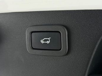 Jaguar E-PACE 2.0 P250 R-Dynamic SE Auto AWD Euro 6 (s/s) 5dr