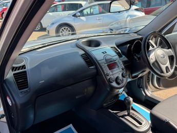Kia Soul 1.6 CRDi 2 SUV 5dr Diesel Auto Euro 4 (126 bhp)