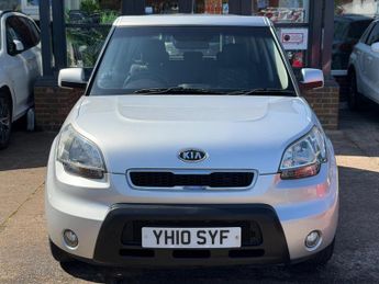 Kia Soul 1.6 CRDi 2 SUV 5dr Diesel Auto Euro 4 (126 bhp)