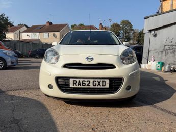Nissan Micra 1.2 DIG-S Tekna Hatchback 5dr Petrol CVT Euro 5 (s/s) (98 ps)
