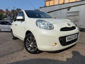 Nissan Micra 1.2 DIG-S Tekna Hatchback 5dr Petrol CVT Euro 5 (s/s) (98 ps)
