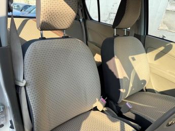 Suzuki Alto 1.0 12V SZ4 Hatchback 5dr Petrol Auto Euro 5 (68 ps)