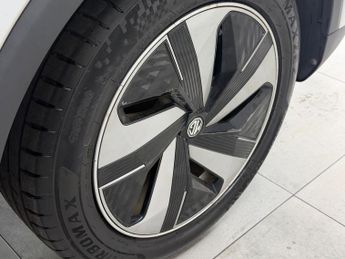 MG MG ZS 51.1kWh Trophy Auto 5dr