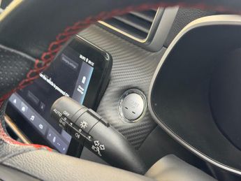 MG MG ZS 51.1kWh Trophy Auto 5dr