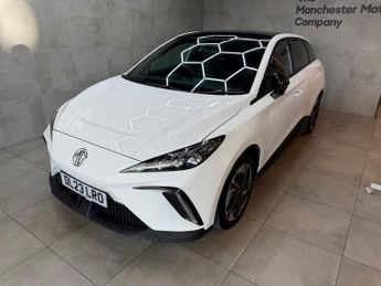 MG MG4 64kWh Trophy Long Range Auto 5dr