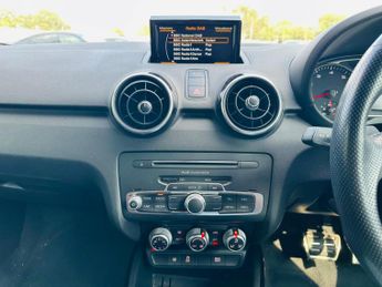 Audi A1 1.4 TFSI Black Edition Sportback S Tronic Euro 6 (s/s) 5dr (Nav)