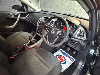 Vauxhall Astra 1.4 16v Excite Euro 5 5dr