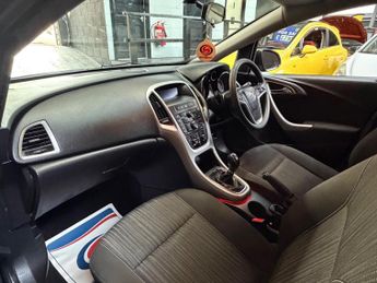 Vauxhall Astra 1.4 16v Excite Euro 5 5dr