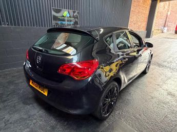 Vauxhall Astra 1.4 16v Excite Euro 5 5dr