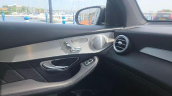 Mercedes-Benz GLC 2.1 GLC250d AMG Line (Premium Plus) Coupe G-Tronic 4MATIC Euro 6