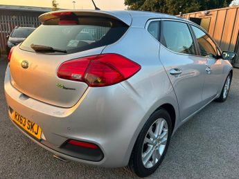 Kia Ceed 1.6 CRDi EcoDynamics 2 Euro 5 (s/s) 5dr
