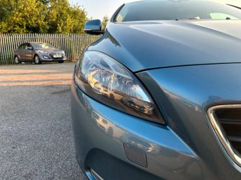 Volvo V40 1.6 D2 SE Euro 5 (s/s) 5dr