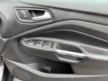 Ford Kuga 2.0 TDCi ST-Line Powershift AWD Euro 6 (s/s) 5dr