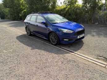 Ford Focus 1.0T EcoBoost ST-Line Euro 6 (s/s) 5dr
