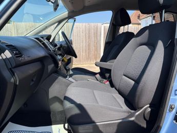 Hyundai ix20 1.6 Active Auto Euro 5 5dr