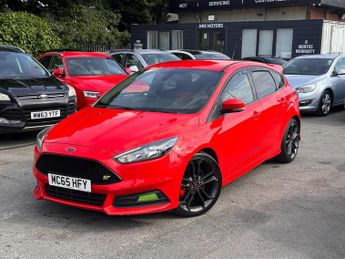 Ford Focus 2.0 TDCi ST-2 Euro 6 (s/s) 5dr