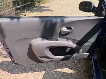 Nissan Micra 1.4 16v SVE 3dr