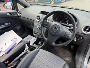 Vauxhall Corsa 1.2i ecoFLEX 16V SE Euro 5 (s/s) 5dr
