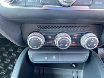 Audi A1 1.4 TFSI Sport Hatchback 3dr Petrol S Tronic Euro 5 (s/s) (122 p