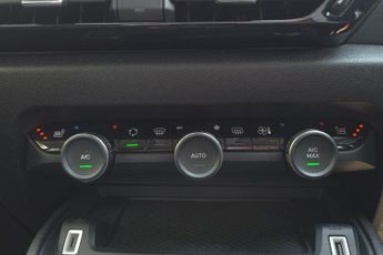 Citroen C4 1.2 PureTech MAX EAT8 Euro 6 (s/s) 5dr