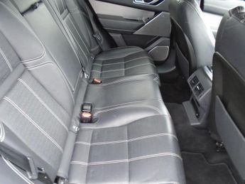 Land Rover Range Rover Velar 2.0 D180 R-Dynamic HSE Auto 4WD Euro 6 (s/s) 5dr