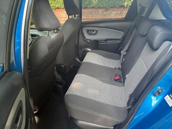 Toyota Yaris 1.5 VVT-h Icon E-CVT Euro 6 5dr