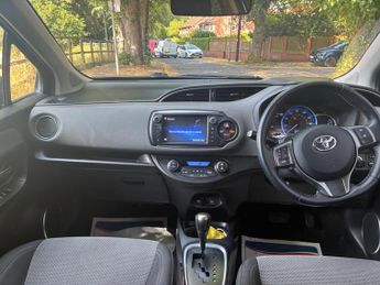 Toyota Yaris 1.5 VVT-h Icon E-CVT Euro 6 5dr