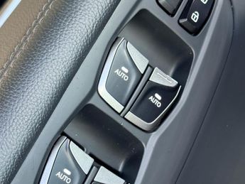 Hyundai Santa Fe 2.2 CRDi Blue Drive Premium Auto 4WD Euro 6 (s/s) 5dr (7 Seat)