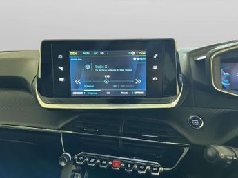 Peugeot E-2008 50kWh Allure Premium SUV 5dr Electric Auto (7kW Charger) (136 ps