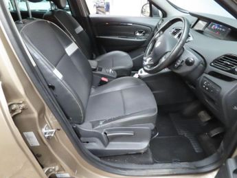 Renault Grand Scenic 1.5 dCi Dynamique Nav Auto Euro 6 5dr