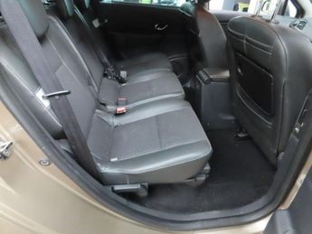 Renault Grand Scenic 1.5 dCi Dynamique Nav Auto Euro 6 5dr