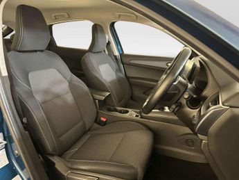 Renault Arkana 1.6 E-TECH Iconic SUV 5dr Petrol Hybrid Auto 2WD Euro 6 (s/s) (1