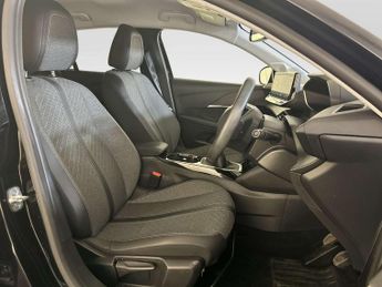 Peugeot 208 1.2 PureTech Allure Hatchback 5dr Petrol Manual Euro 6 (s/s) (10